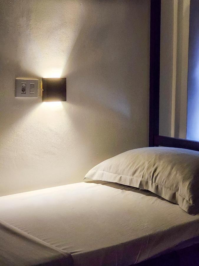 Capsula Hotel Sao Paulo - Paulista Bagian luar foto